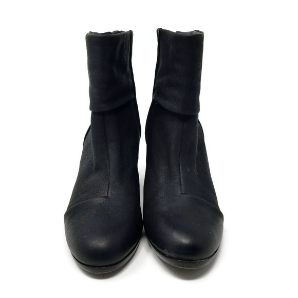 Vince Camuto Hadley Leather Bootie Size 7 SH0219 - Picture 4 of 7